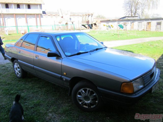 Audi 100,  седан,  1989 г. в.,  механическая,  2.0 л в городе Знаменск, фото 2, Audi