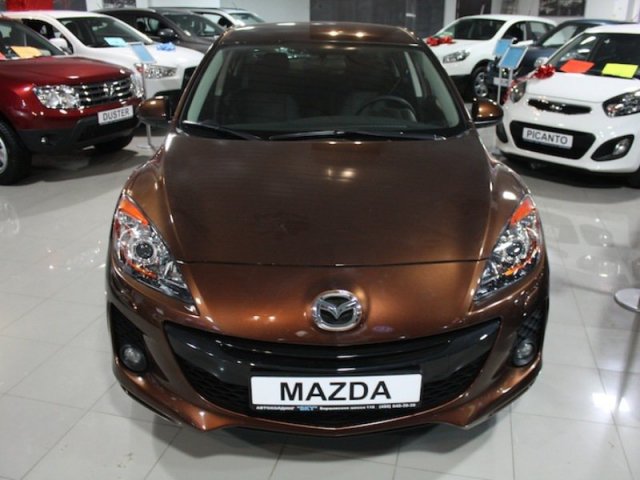 Mazda 3,  седан,  2012 г. в.,  автомат,  1,6 л,  цвет:  серебристый в городе Москва, фото 1, Mazda