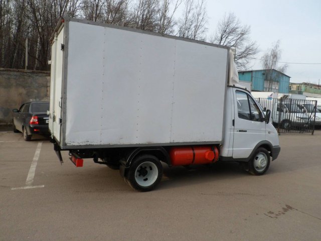 Продаётся ГАЗ 3302 (Газель) 2008 г. в.,  2500 см3,  пробег:  77000 км.,  цвет:  белый в городе Москва, фото 4, стоимость: 290 000 руб.