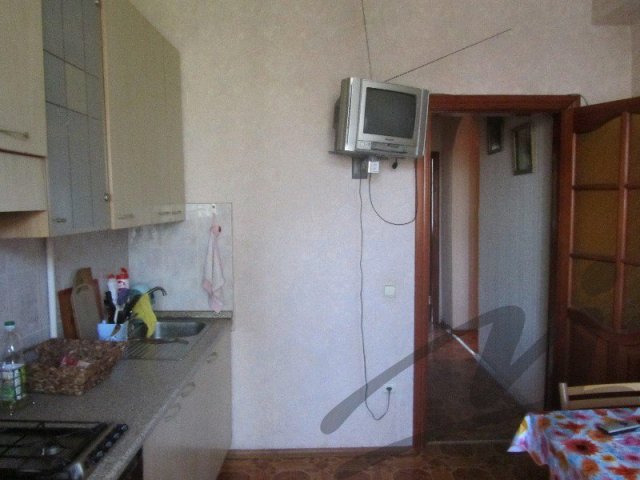 Павловский Посад, продам, 4-комн. кв-ру, Володарского, 95, 60 мин. т. от метро Новогиреево МИЭЛЬ в городе Павловский Посад, фото 8, Вторичный рынок