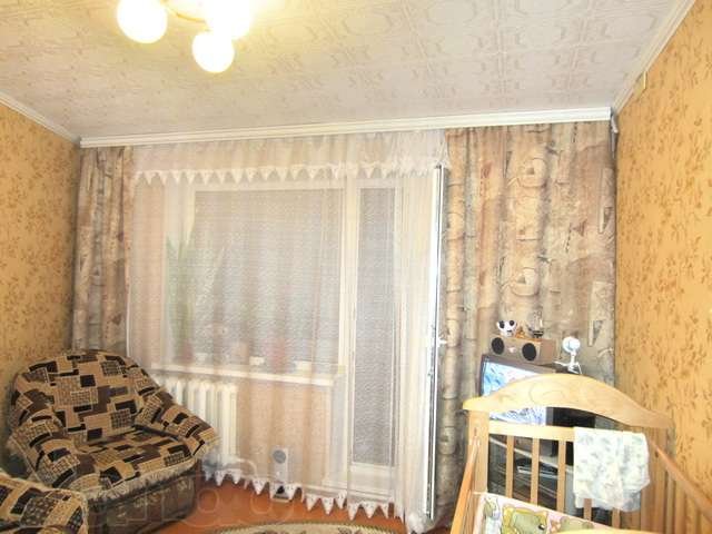 Комната с лоджией в квартире в городе Орёл, фото 1, Продажа комнат и долей