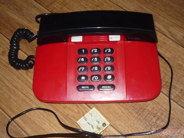 Продам:  телефон в городе Владимир, фото 1, стоимость: 100 руб.