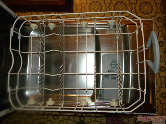 Продам:  посудомоечная машина Hotpoint-Ariston в городе Набережные Челны, фото 4, Посудомоечные машины
