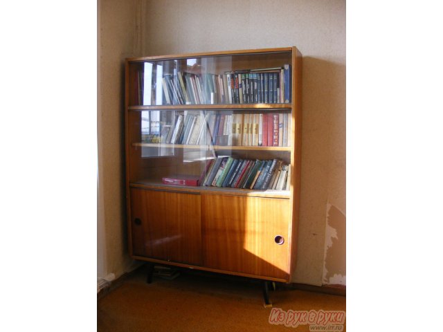 Книжный шкаф в городе Барнаул, фото 1, стоимость: 500 руб.
