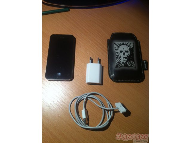 Продам мобильный телефон Apple iPhone 4 16Gb б/у в городе Калининград, фото 1, стоимость: 11 500 руб.