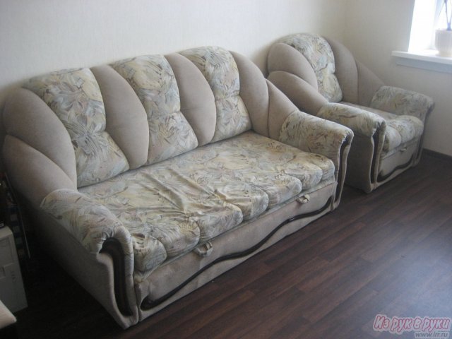 диван в городе Сургут, фото 1, стоимость: 5 000 руб.