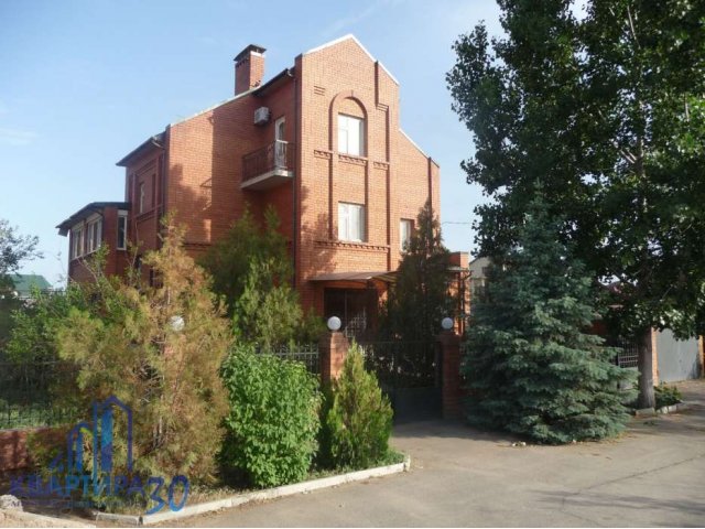 Продам коттедж в элитном районе г.Астрахани в городе Астрахань, фото 1, Продажа домов в городе