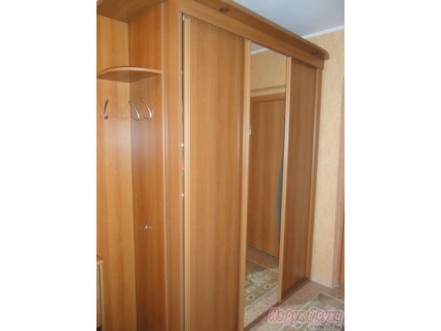 Продам шкаф-купе в городе Красноярск, фото 1, стоимость: 10 000 руб.