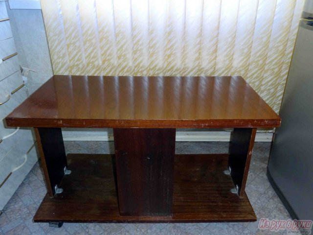 Журнальный стол в городе Тольятти, фото 1, стоимость: 500 руб.