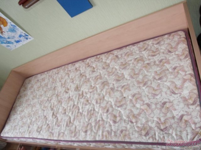 Односпальная кровать в городе Хабаровск, фото 4, стоимость: 3 000 руб.