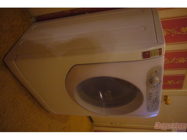 Продам:  стиральная машина Hotpoint-Ariston AQSF 105 в городе Подольск, фото 1, Стиральные машины