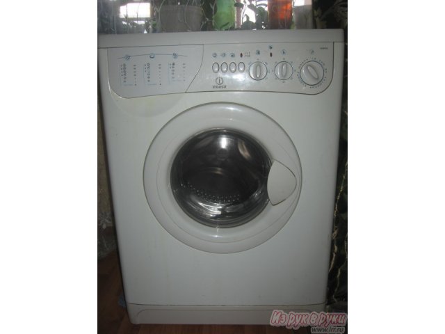 Продам:  стиральная машина Indesit в городе Великий Новгород, фото 2, стоимость: 500 руб.
