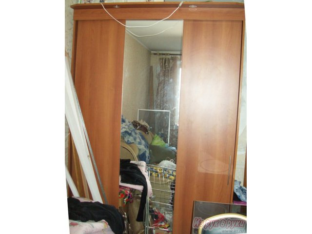 Шкаф купе 3-х дверный зеркальный 2.4x1.57x0.6м в городе Москва, фото 2, Шкафы