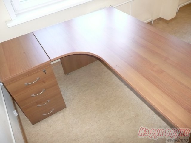 Продам офисный стол размеры 160*105*75 в городе Иркутск, фото 1, стоимость: 6 000 руб.