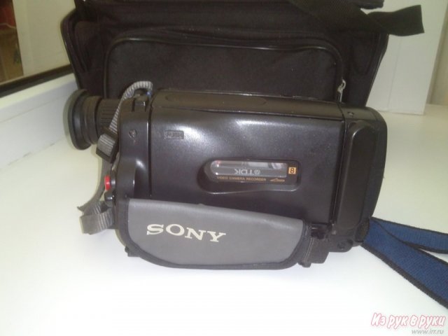 Продам:  видеокамера Sony CCD-TR402E в городе Тольятти, фото 1, Самарская область