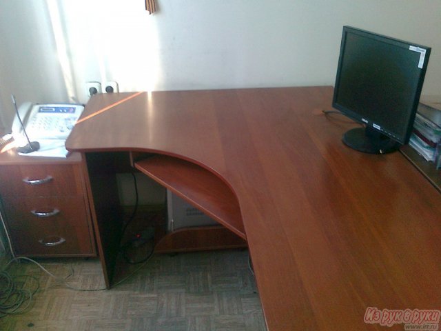 продам офисные столы в городе Чита, фото 1, стоимость: 5 000 руб.