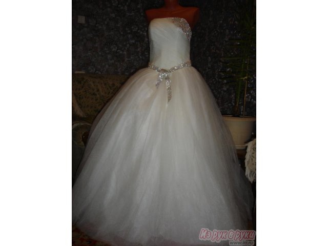 Продам новое свадебное платье в городе Барнаул, фото 1, стоимость: 4 000 руб.