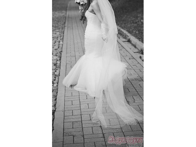 продам свадебное платье бренд lerina, р-р 42-44 в городе Череповец, фото 2, Вологодская область
