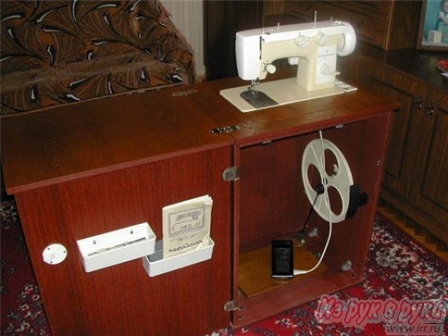 Продам:  швейная машинка Чайка 142 М в городе Владимир, фото 1, стоимость: 1 500 руб.