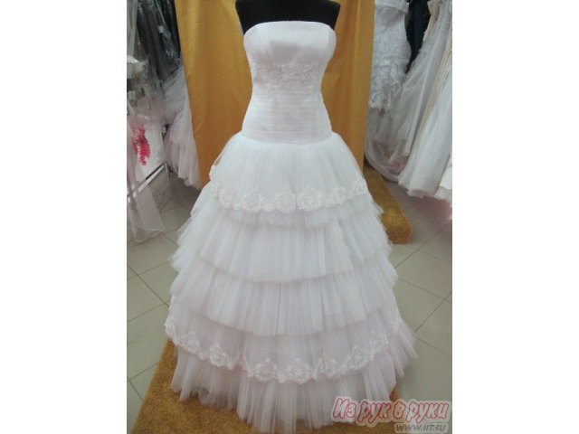 Свадебное платье в городе Тюмень, фото 1, стоимость: 8 000 руб.