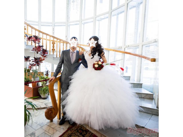 Продам оригинальное свадебное платье-трансформер 2 в 1 в городе Новосибирск, фото 1, стоимость: 12 000 руб.