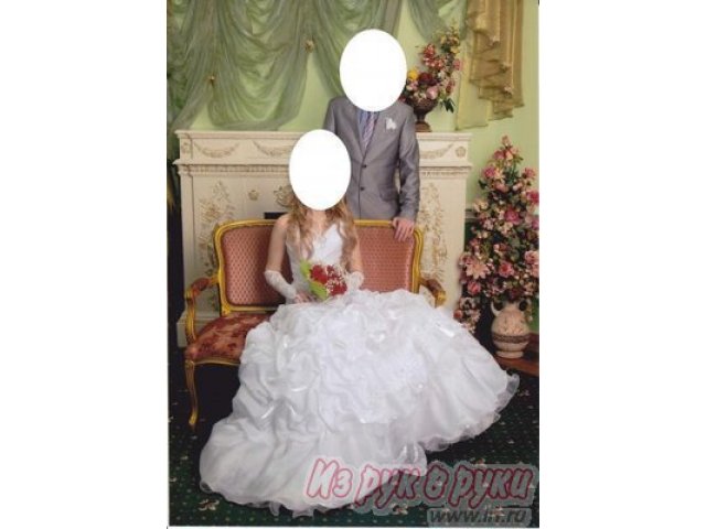 Свадебное платье в городе Иваново, фото 4, стоимость: 4 700 руб.
