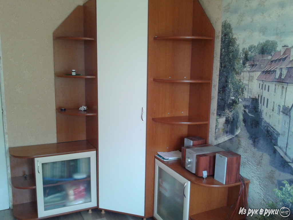 Продам угловой шкаф с двумя тумбами. в городе Ижевск, фото 1, Удмуртия