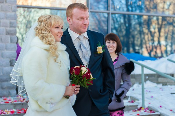 Прокат свадебных шубок, накидок, свадебных зонтов — Екатеринбург в городе Екатеринбург, фото 1, стоимость: 300 руб.