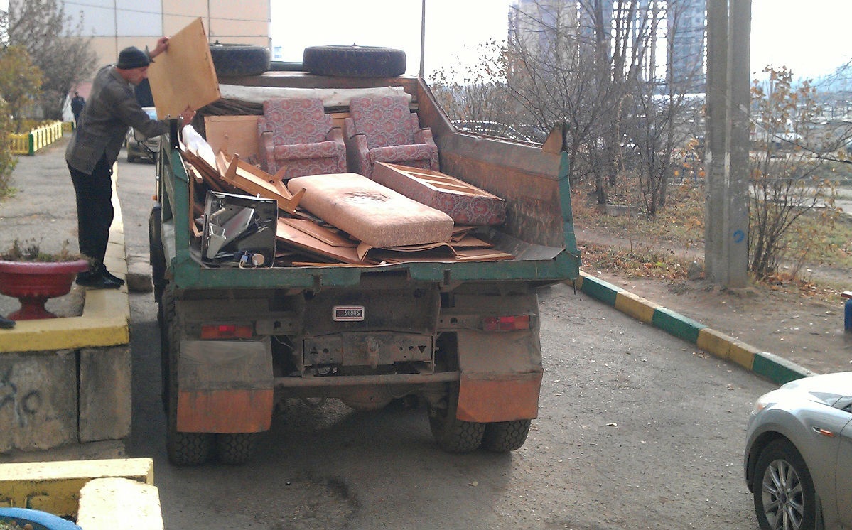 Вывоз мебели,быт.техники и др.ненужных вещей в городе Смоленск, фото 1, Смоленская область