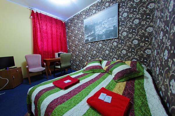 Мини отель Адажио в центре Питера  в городе Жуковка, фото 1, Брянская область