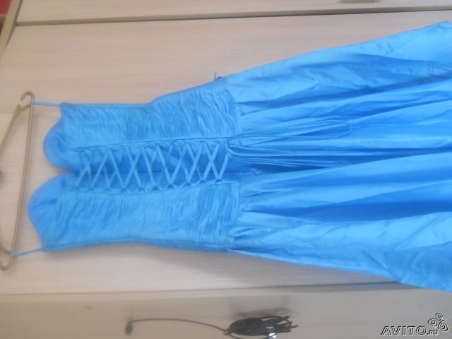 шикарное платье на выпускной или любое другое торжественное мероприятие в городе Волгоград, фото 2, стоимость: 4 500 руб.