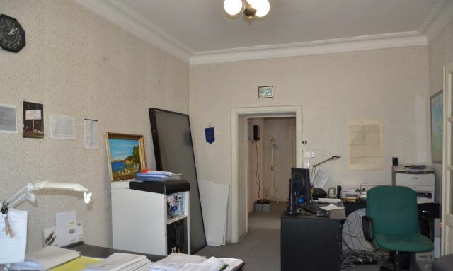 Продам квартиру в Центре  в городе Севастополь, фото 2, телефон продавца: +7 (978) 831-84-63