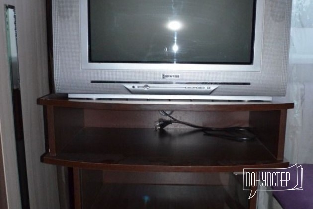 Телевизор Rolsen + тумба в городе Йошкар-Ола, фото 1, стоимость: 4 900 руб.
