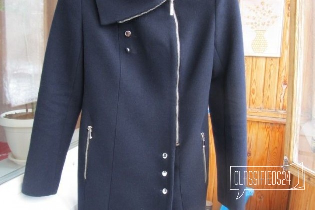 Пальто демисезонное в городе Томск, фото 1, телефон продавца: +7 (913) 802-68-48