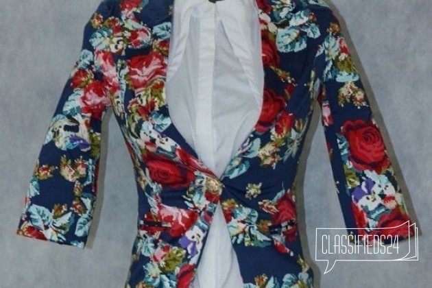 Пиджак с цветочным принтом. Макс Мара в городе Улан-Удэ, фото 1, телефон продавца: +7 (924) 771-27-77
