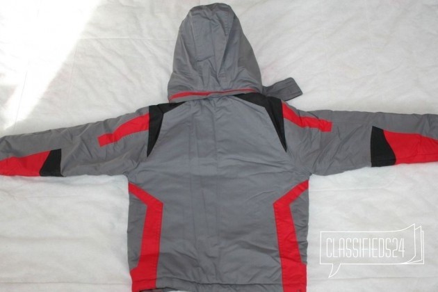 Серая куртка в городе Абакан, фото 1, стоимость: 1 000 руб.
