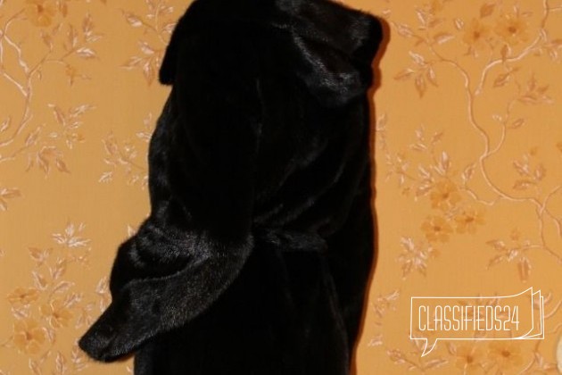 Норковая цельная шуба выше коле с капюшоном черная в городе Санкт-Петербург, фото 2, стоимость: 34 900 руб.