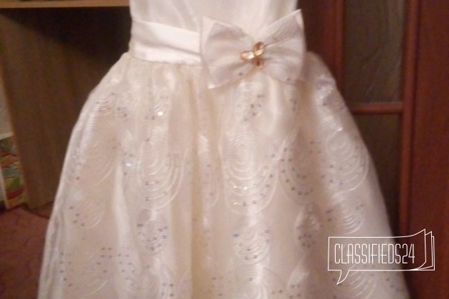 Продам нарядное платье в городе Красноярск, фото 1, телефон продавца: +7 (923) 345-13-22