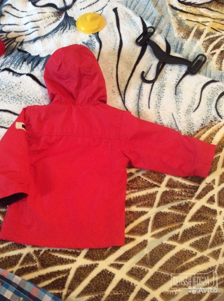 Ветровка новая красная в городе Воронеж, фото 3, телефон продавца: +7 (951) 555-64-62