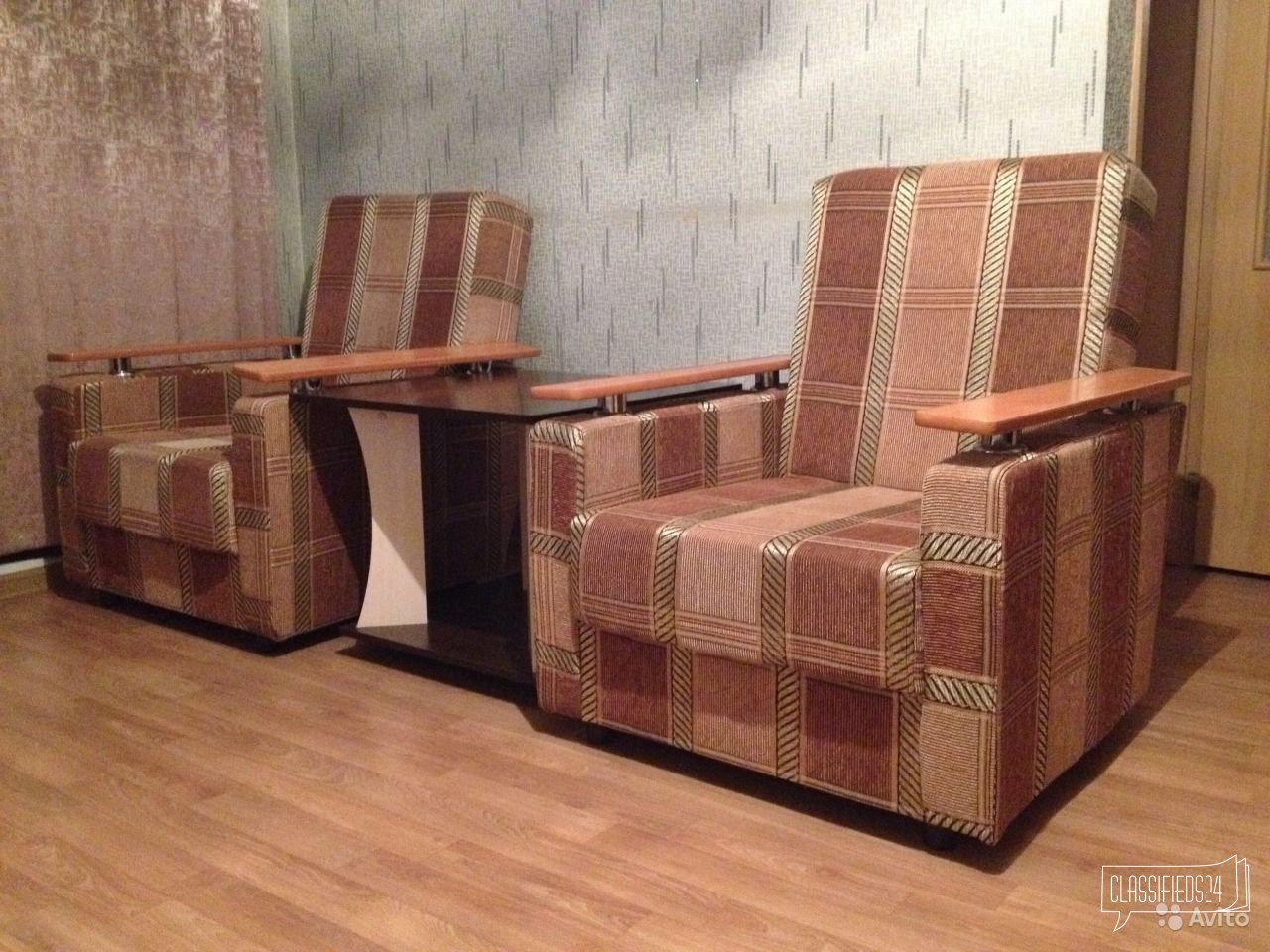 2 кресла в отличном состоянии в городе Новокузнецк, фото 1, стоимость: 4 000 руб.