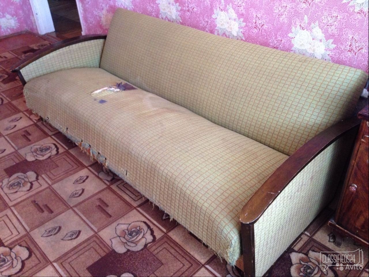 Старый диван в городе Тимашевск, фото 3, телефон продавца: +7 (918) 978-51-77