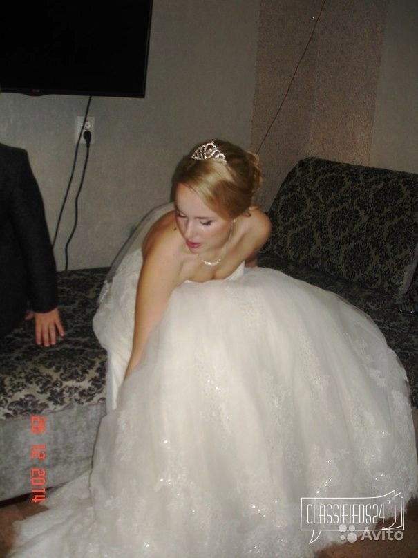 Очень красивое свадебное платье в городе Красноярск, фото 5, телефон продавца: +7 (983) 160-69-06