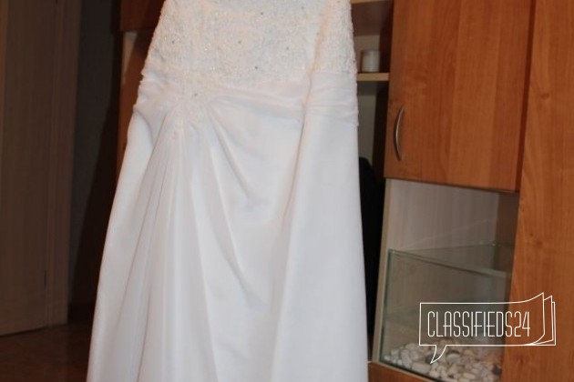 Белое свадебное платье в городе Новосибирск, фото 1, Свадебные платья
