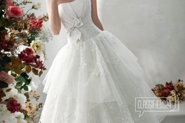 Продам шикарное свадебное платье 42-44, цвет айвор в городе Пенза, фото 1, Свадебные платья