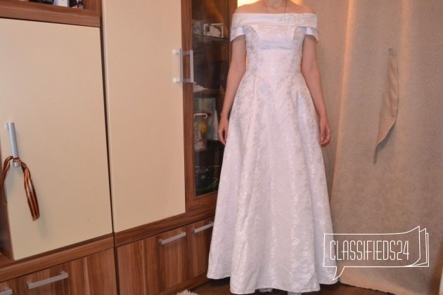 Продается свадебное платье в городе Подольск, фото 1, Свадебные платья
