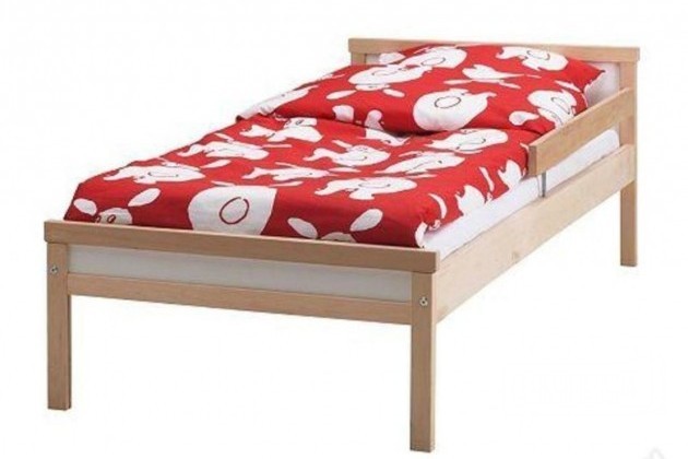 Кроватка икея(массив сосны) б/у около месяца в городе Омск, фото 2, Детская мебель