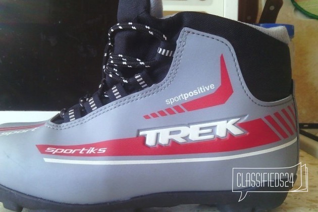 Лыжные ботинки в городе Кондопога, фото 1, телефон продавца: +7 (921) 623-95-56