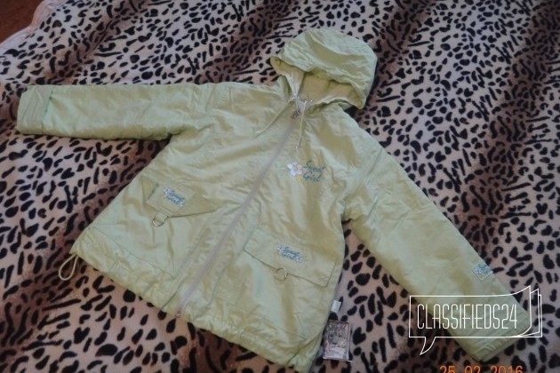 Светло-зелёная куртка на девочку фирмы Dominka в городе Тюмень, фото 1, телефон продавца: +7 (963) 068-47-07