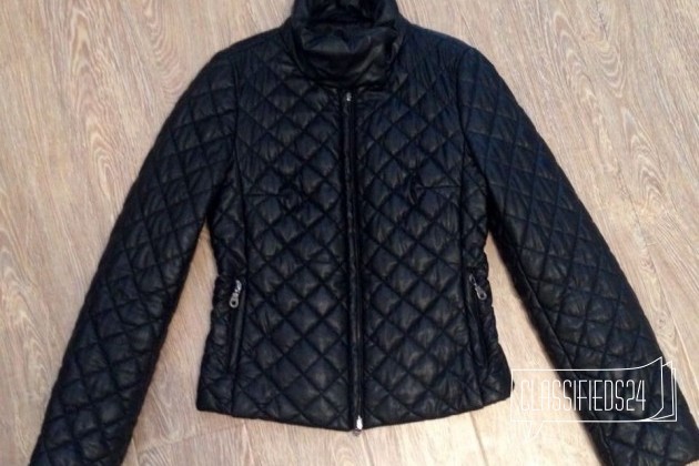 Куртка Бенеттон в городе Североуральск, фото 1, стоимость: 1 500 руб.