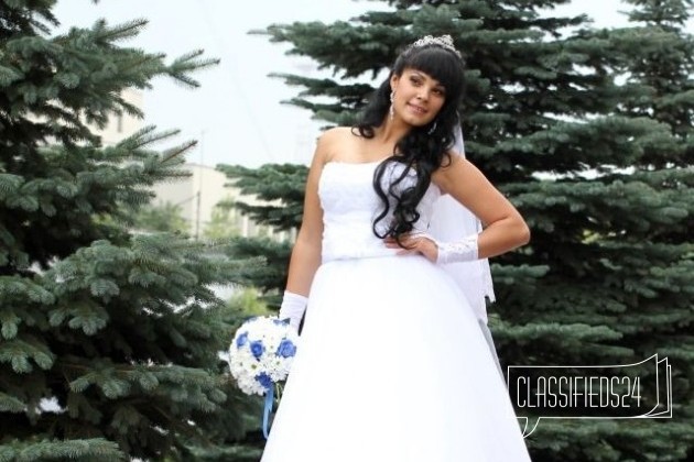 Продам свадебное платье в городе Омск, фото 1, стоимость: 10 000 руб.
